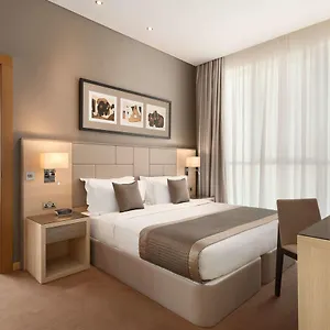 Tryp By Wyndham Center Abou Dabi